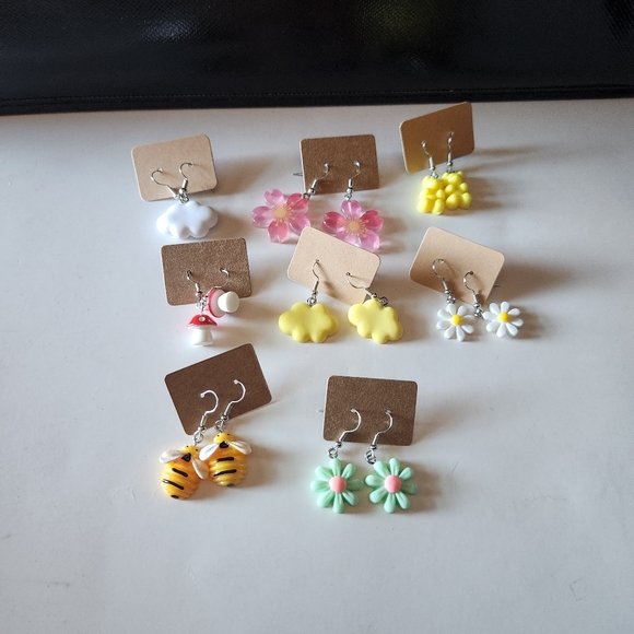 Earrings Bundle - Picture 2 of 4